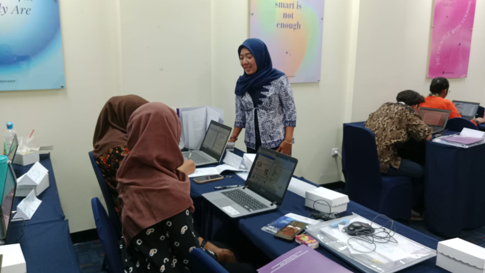 Pelatihan Public Relations Officer